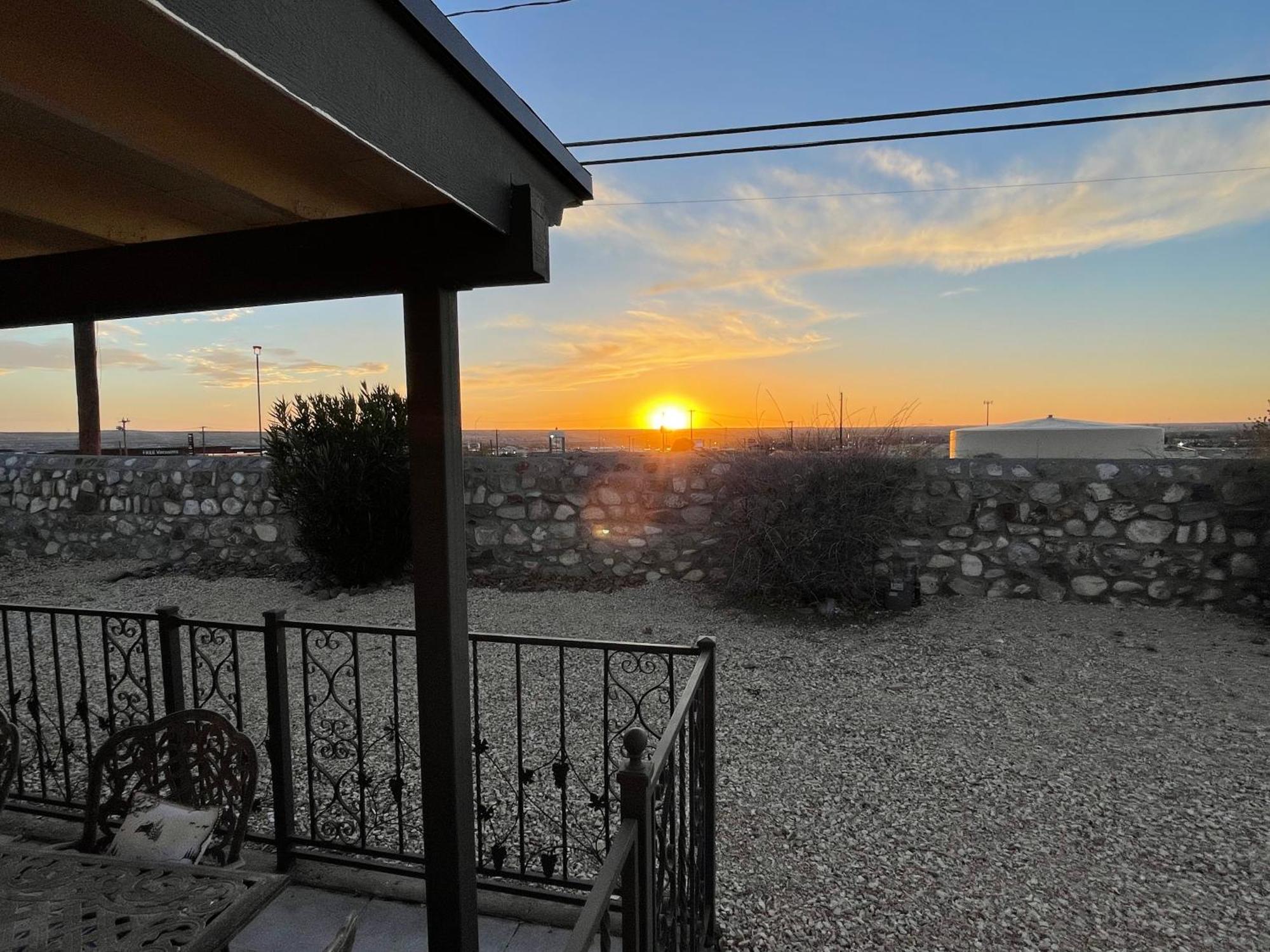 The Hummingbird Sunset Home, West Side El Paso Kültér fotó